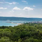 Rosslyn Dimyat 4* Varna