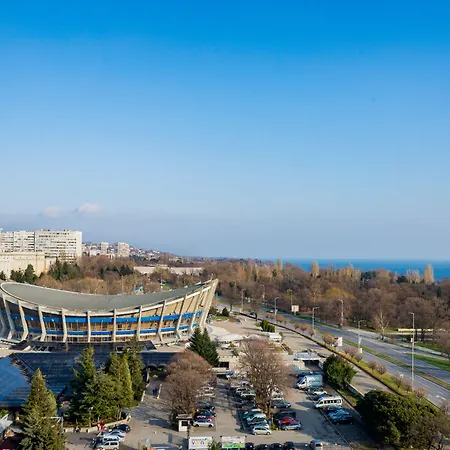 Rosslyn Dimyat Varna