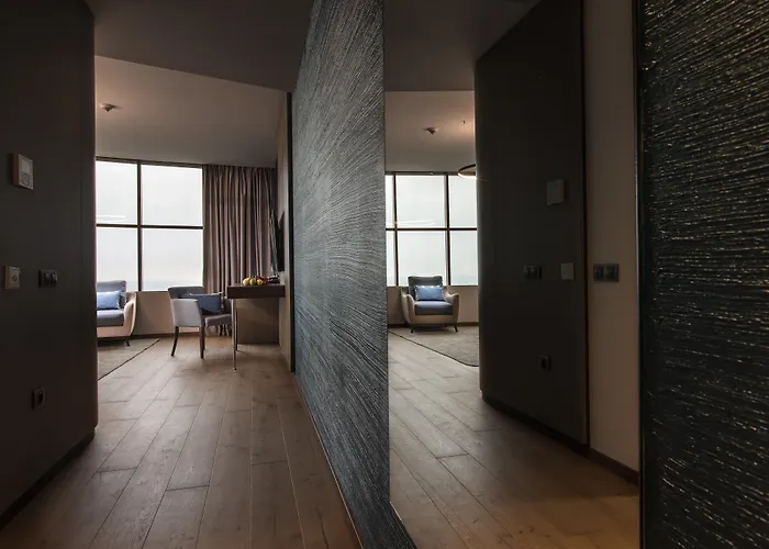 酒店 瓦尔纳罗斯林迪米亚特酒店 4*