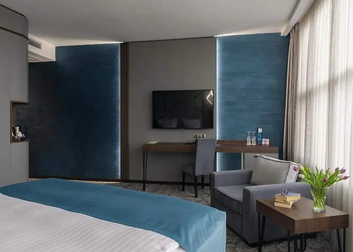 瓦尔纳罗斯林迪米亚特酒店