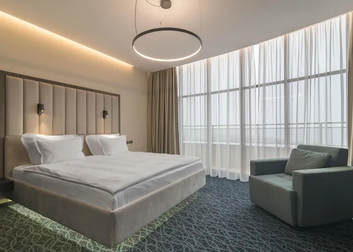 瓦尔纳罗斯林迪米亚特酒店