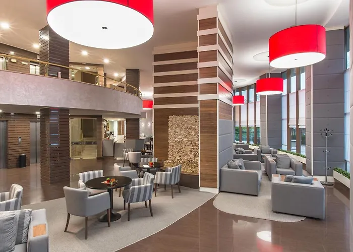 瓦尔纳罗斯林迪米亚特酒店 瓦爾納