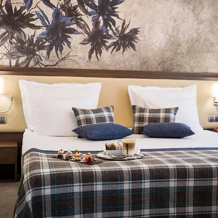 روسلين ديميات