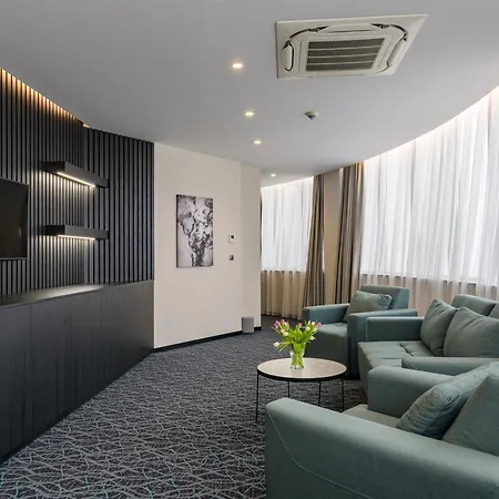 روسلين ديميات فارنا